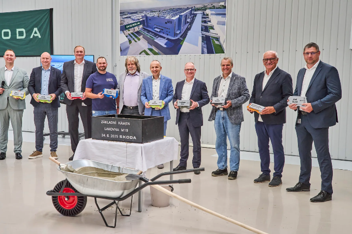 Korszerű fényező üzem alapköve